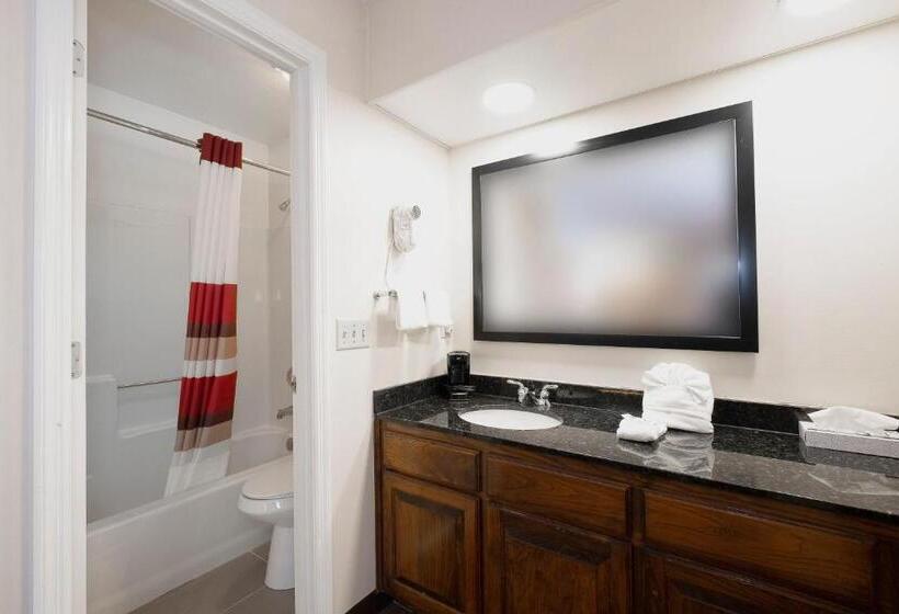Номер Deluxe, Red Roof Inn & Suites Calhoun