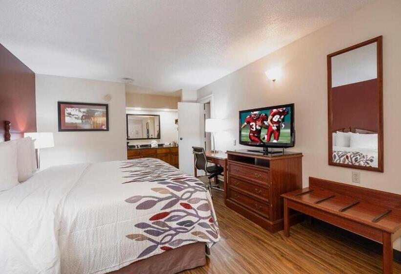 Люкс Кровать Кинг, Red Roof Inn & Suites Calhoun