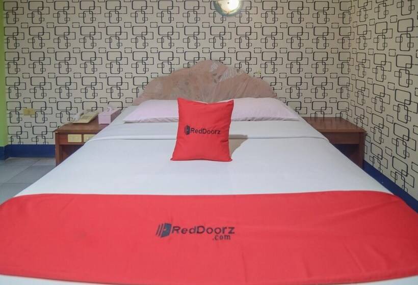 豪华房间, Reddoorz Near Tugu Naga Singkawang