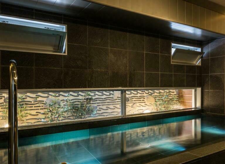 اتاق سوپریور یک تخته, Super Hotel Premier Hakataeki