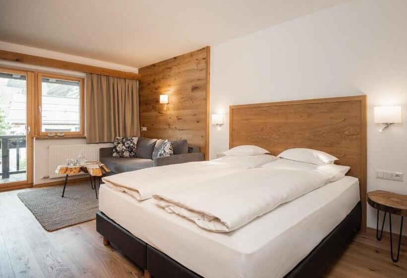 Студио Стандарт с Балконом, Jochum Hotel Garni