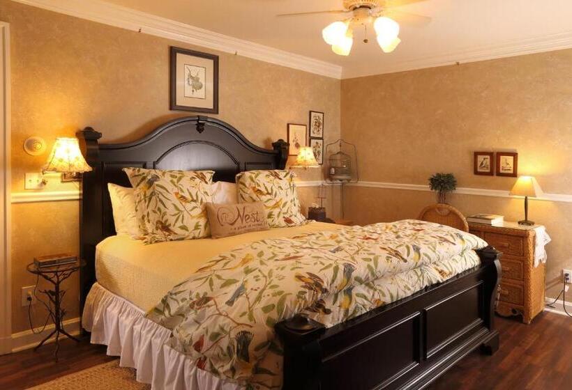 Номер Superior Кровать Кинг, Lilac Inn
