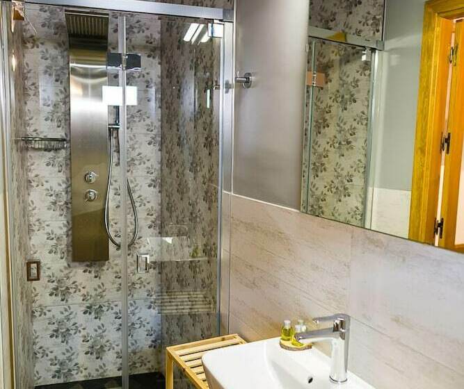Quarto Familiar Deluxe, Hospedium Hotel El Nido De Alcudia Suites