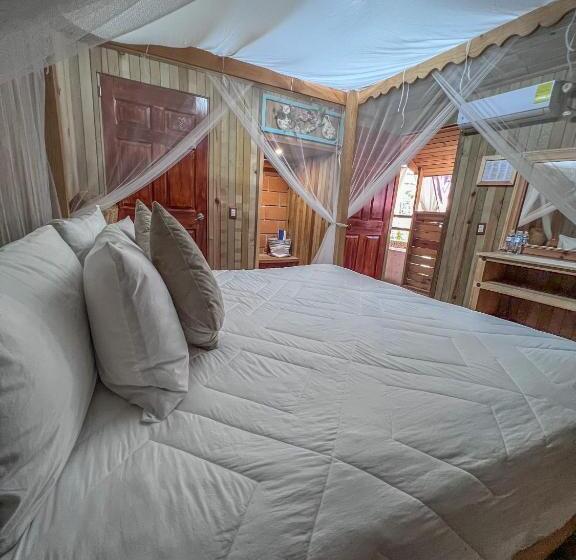 سوئیت با وان آب گرم, Finca Las Isabeles
