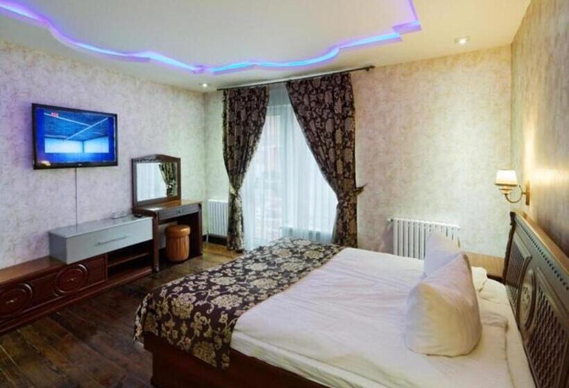سوییت خانوادگی, Victor Hotel Resort & Spa