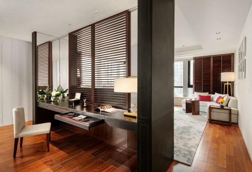 سوئیت با تخت بزرگ, Fairmont Wuhan