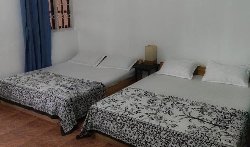 اتاق استاندارد با بالکن, Anjuna Hideout