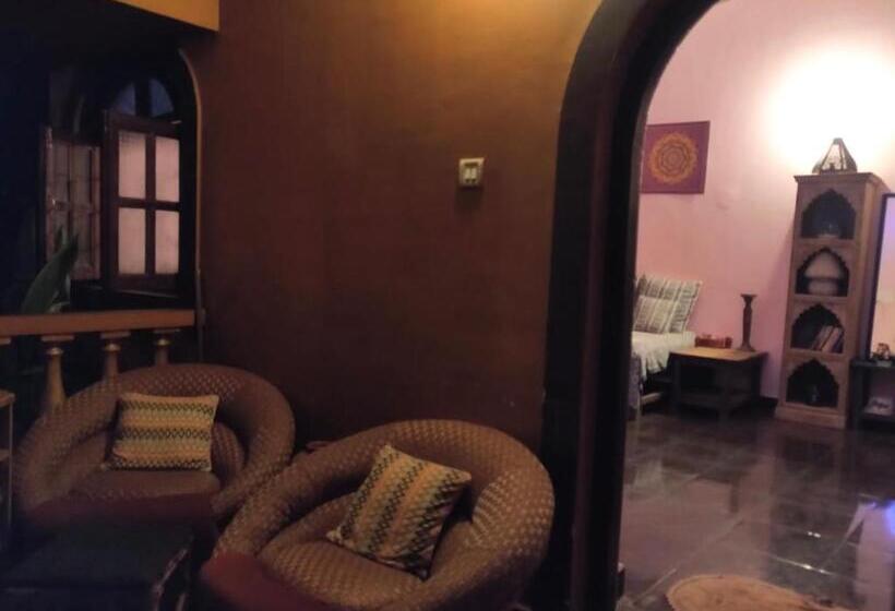 ویلای 1 خوابه با چشم‌انداز باغ, Anjuna Hideout