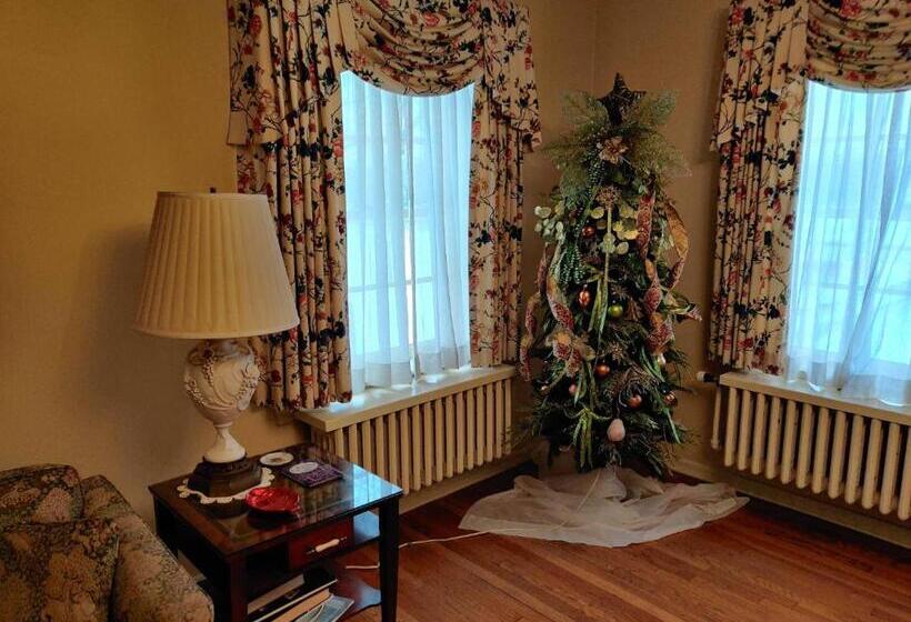 Люкс Кровать Кинг, Montague Inn Bed & Breakfast