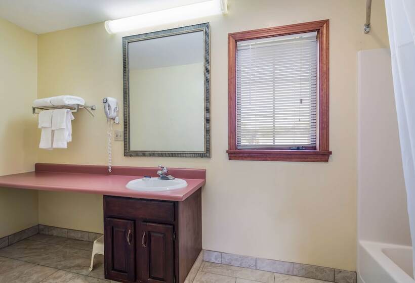 Номер Стандарт 2 Двуспальные Кровати, Americas Best Value Inn Scarborough Portland