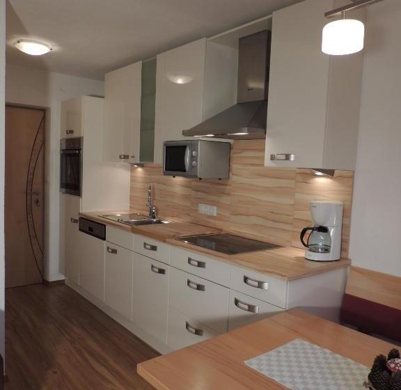 Апартаменты 1 Спальня с Балконом, Gästehaus Regina