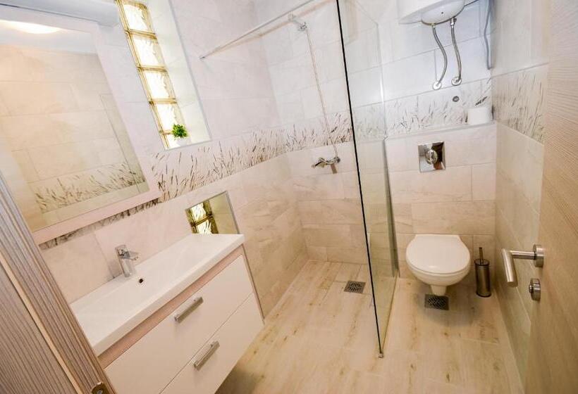 اتاق لوکس با چشم‌انداز دریا, Guesthouse Grotta Di Nicola