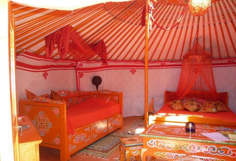 Семейный Номер, Au Soleil Mongol