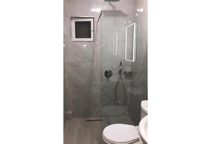 اتاق استاندارد با بالکن, Joni Apartments