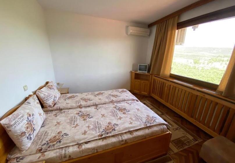 Suite with Terrace, Comfort