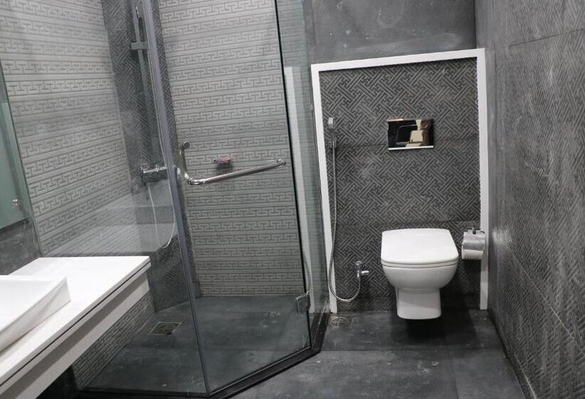 سوییت اجرایی, Avalon Suites