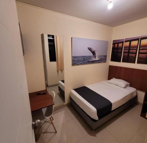 اتاق استاندارد, Conde