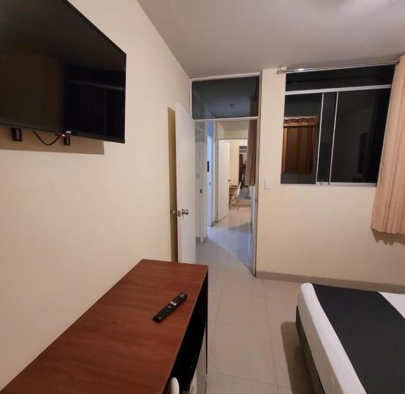 اتاق استاندارد, Conde