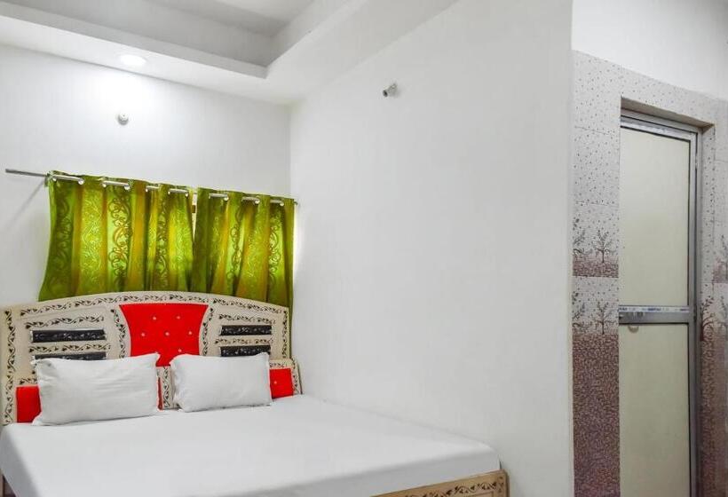 经济房, O Prince Guest House