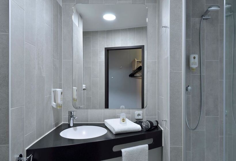 Номер Стандарт, B&b Hotel Marburg