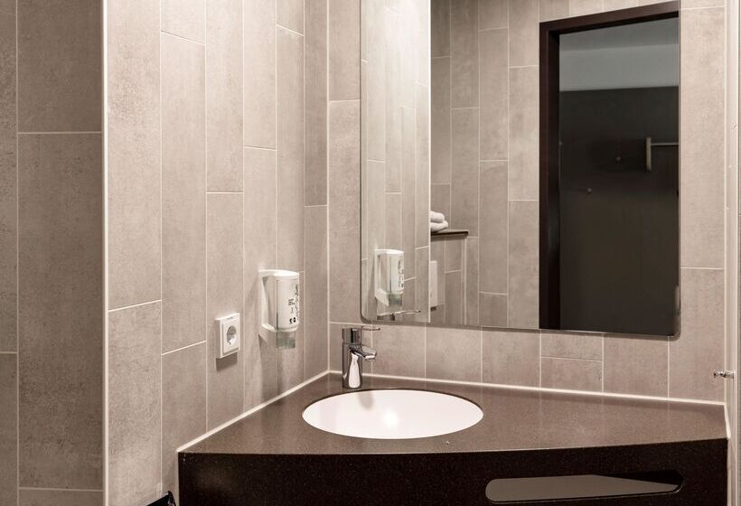 Номер Стандарт, B&b Hotel Marburg