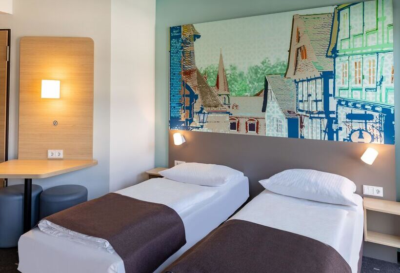 Номер Стандарт, B&b Hotel Marburg