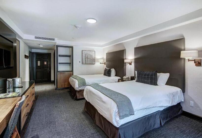 اتاق استاندارد, The Pines Lodge, A Rockresort
