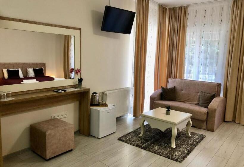 豪华三人间, Alenso Guesthouse