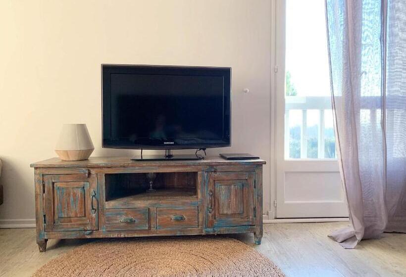 Quarto Triplo Estandar com Vistas, Mas Des Prevots B&b