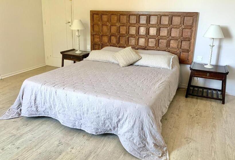 景色の見えるトリプルスタンダードルーム, Mas Des Prevots B&b