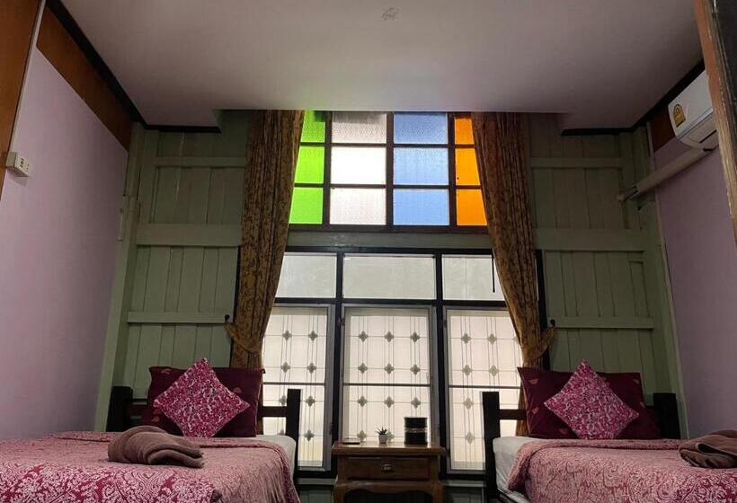 اتاق استاندارد, Tamarind Guesthouse