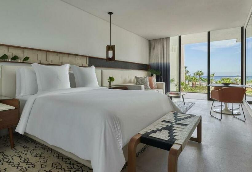 キングサイズベッドのスタンダードルーム, Four Seasons Resort Los Cabos