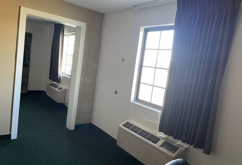 Люкс Адаптированный для Инвалидов, Econo Lodge
