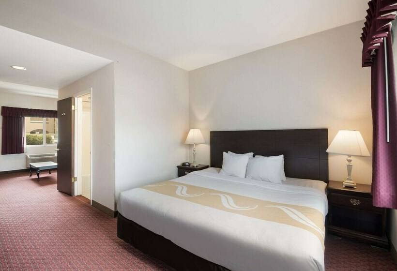 سوییت, Quality Inn Grand Suites Bellingham