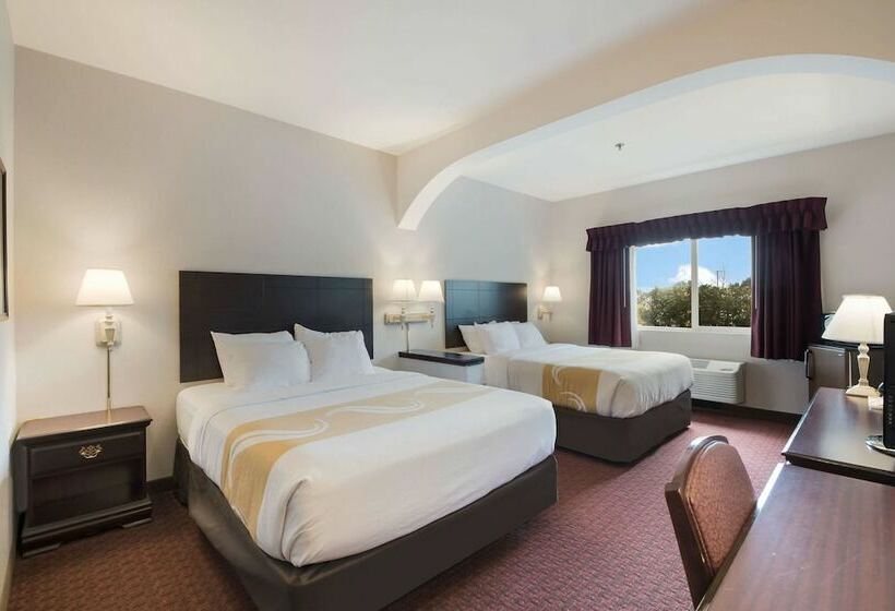 سوییت, Quality Inn Grand Suites Bellingham