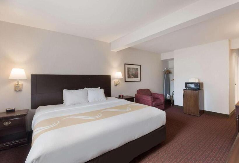 سوئیت برای معلولان, Quality Inn Grand Suites Bellingham