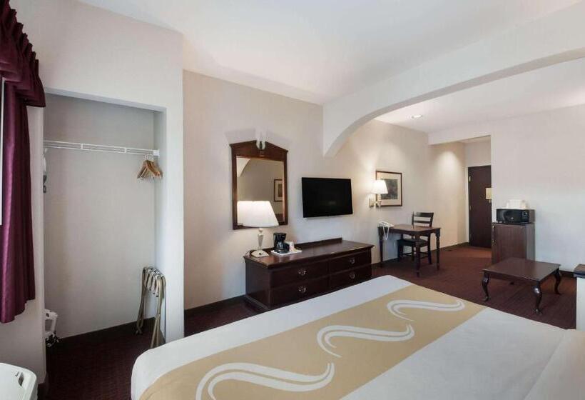 سوئیت با تخت بزرگ, Quality Inn Grand Suites Bellingham