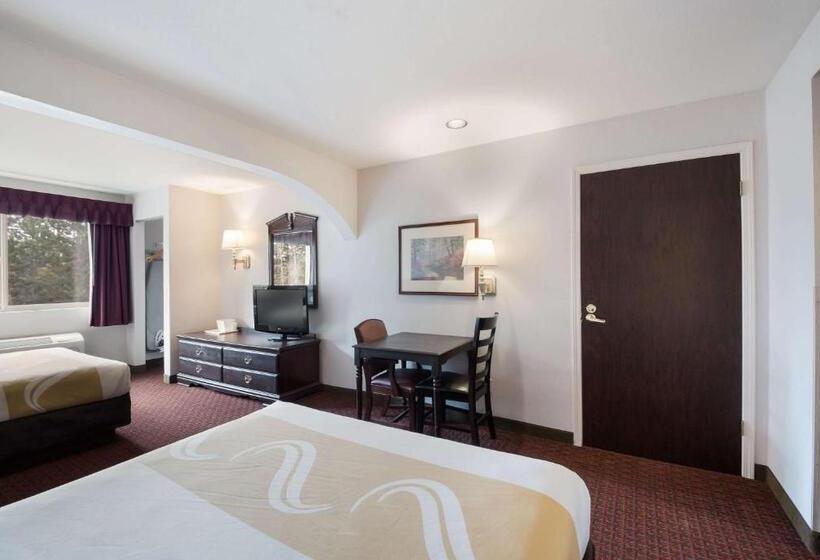 سوییت, Quality Inn Grand Suites Bellingham