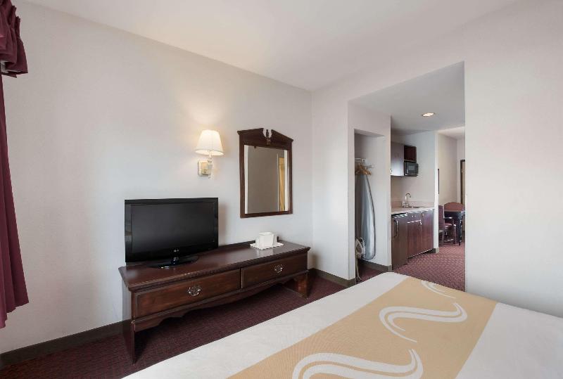 سوئیت با تخت بزرگ, Quality Inn Grand Suites Bellingham
