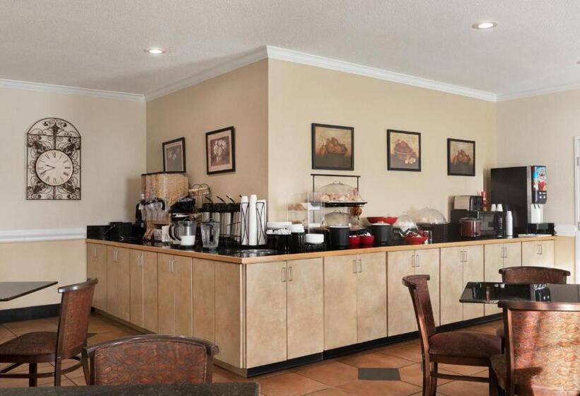 اتاق لوکس با تخت بزرگ, Ramada By Wyndham Elizabethtown