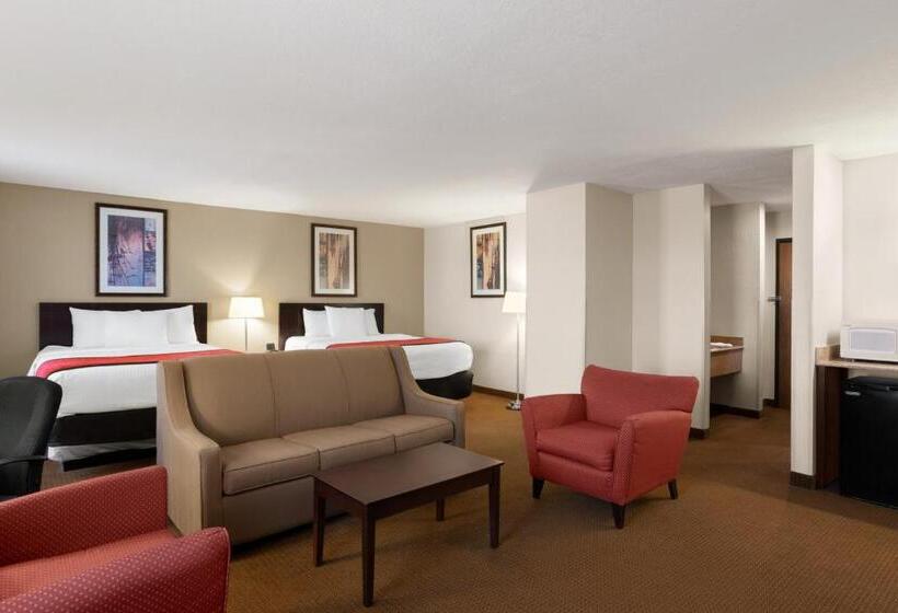 سوییت لوکس, Ramada By Wyndham Elizabethtown