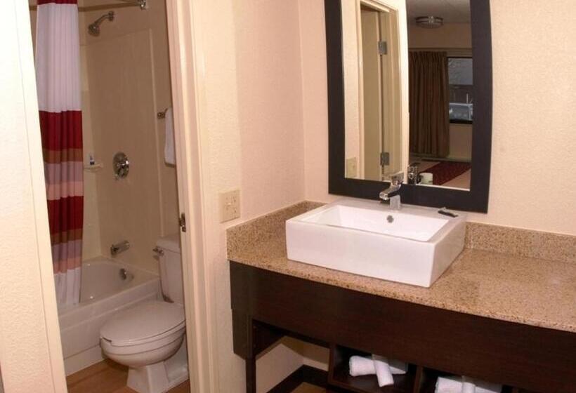 스탠다드 룸 킹사이즈 침대, Red Roof Inn Plus+ Baltimore North   Timonium