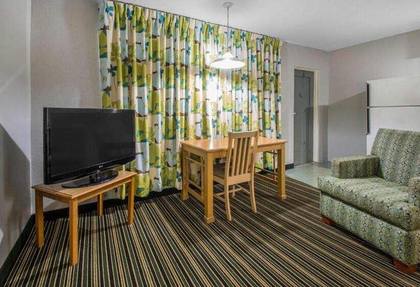 سوییت, Rodeway Inn & Suites Winter Haven Chain Of Lakes