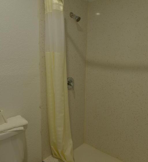 اتاق استاندارد, Rodeway Inn & Suites Winter Haven Chain Of Lakes