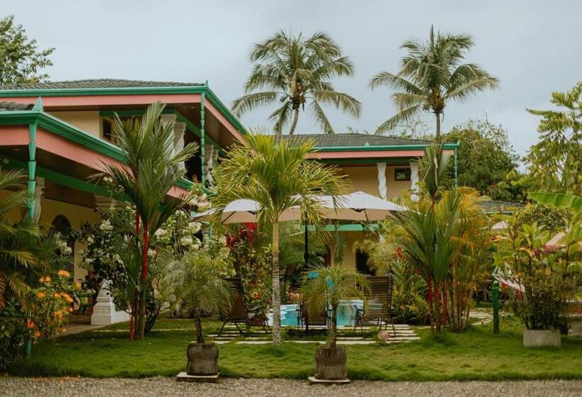 Студия Стандарт, Coco Beach Village