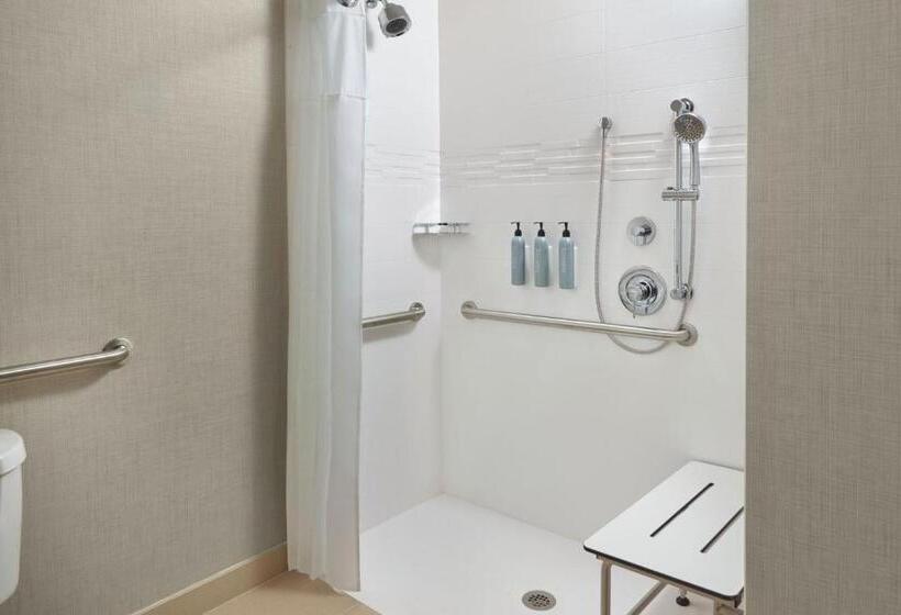 استودیوی استاندارد, Residence Inn Asheville Biltmore