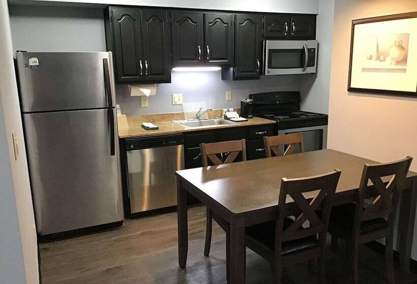 Люкс, Surestay Studio By Best Western Pensacola