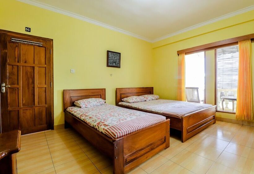 デラックスルーム, Adinda Beach Hotel And Villa