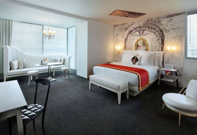سوییت, Sahara Las Vegas