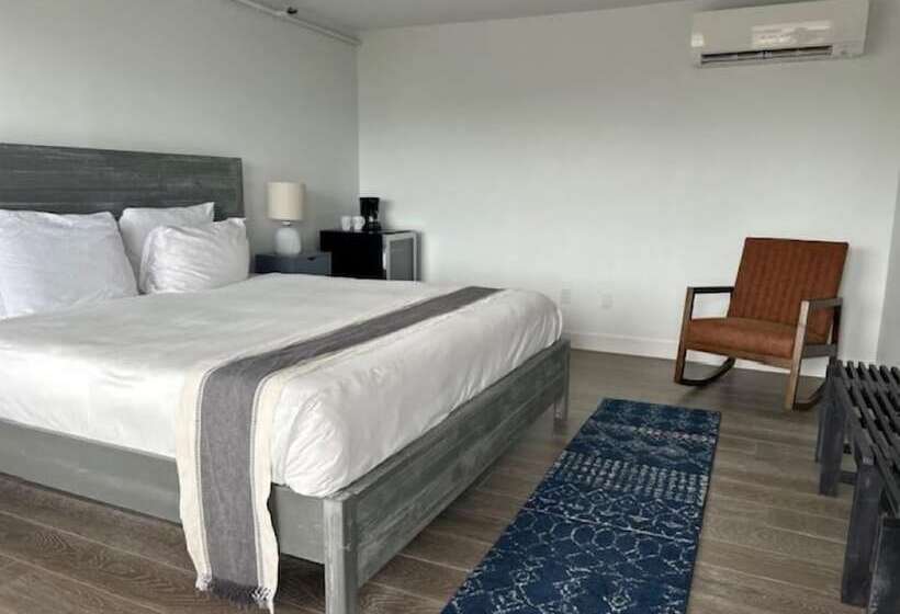 Студия Стандарт Двуспальная Кровать, Sea Latch Inn